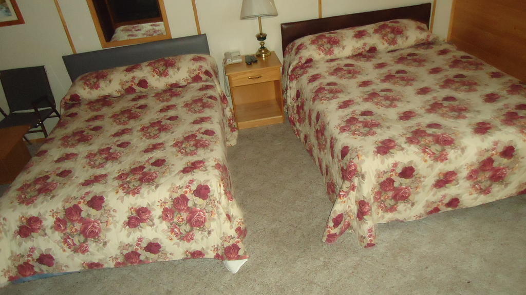 Dreamland Motel Moose Jaw Kamer foto