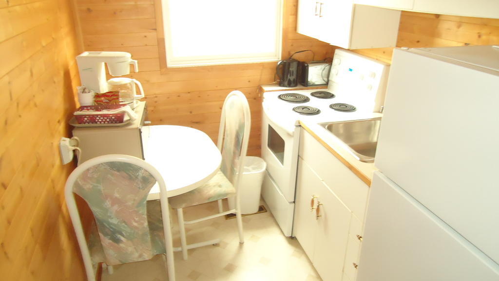 Dreamland Motel Moose Jaw Kamer foto