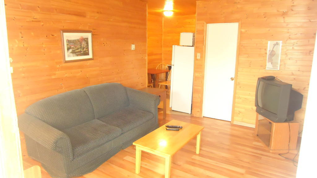 Dreamland Motel Moose Jaw Buitenkant foto